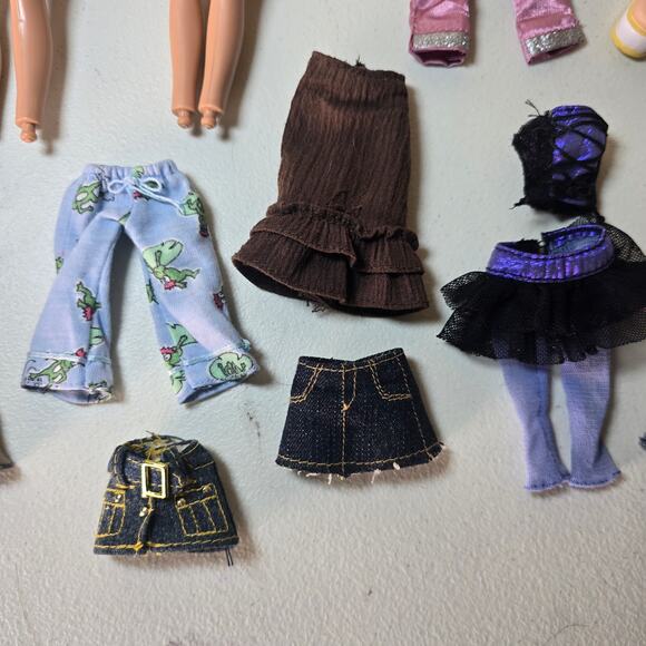 Bratz Yasmin Doll + Clothes Shoes Bundle - Sportz + Be Bratz - Picture 4 of 7